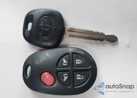 2015 Toyota Sienna Le 8 Passenger from USA, damaged, VIN 5TDKK3DC7FS546065